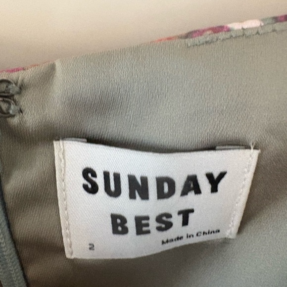 Sunday best | Aritzia Shimmer floral satin mini dress slip style feminine size 2 - Picture 5 of 7